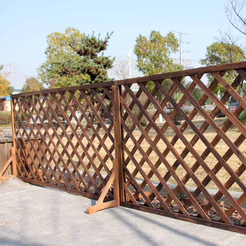 WOODEN MESH FENCE